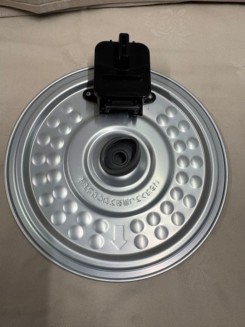 タイガー IH炊飯ジャー　３合炊き　2022年モデル　JPH-A550