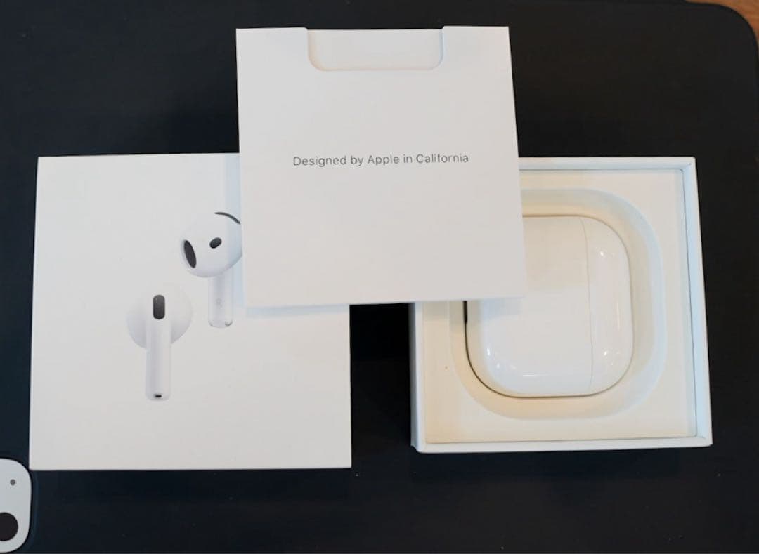 AirPods4 アクティブノイズキャンセリング搭載 本体 ホワイト 充電ケース