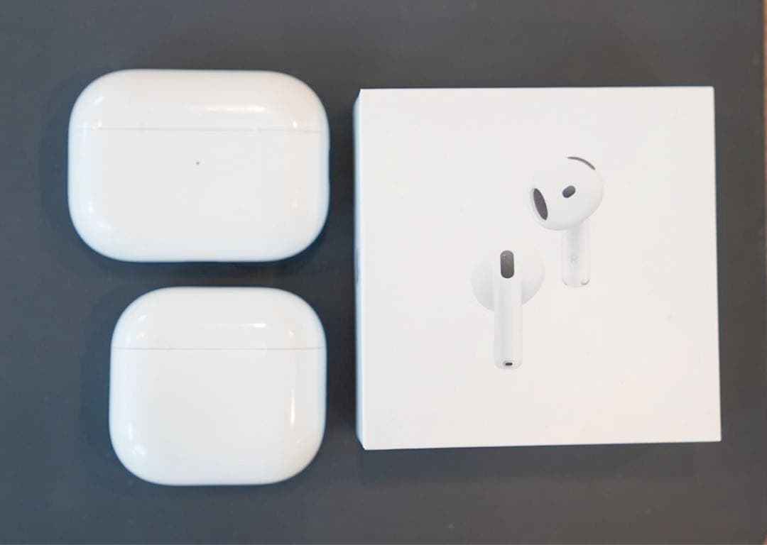 AirPods4 アクティブノイズキャンセリング搭載 本体 ホワイト 充電ケース