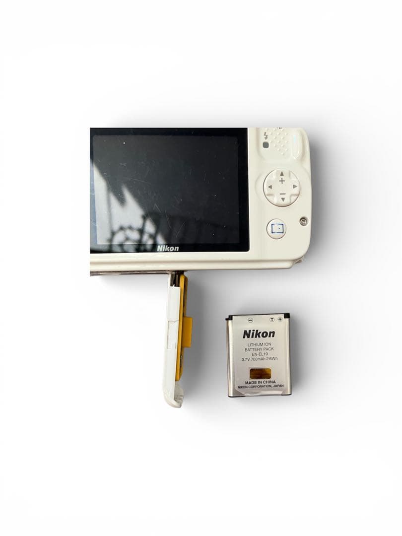 Nikon COOLPIX ホワイト 防水・耐衝撃　W150
