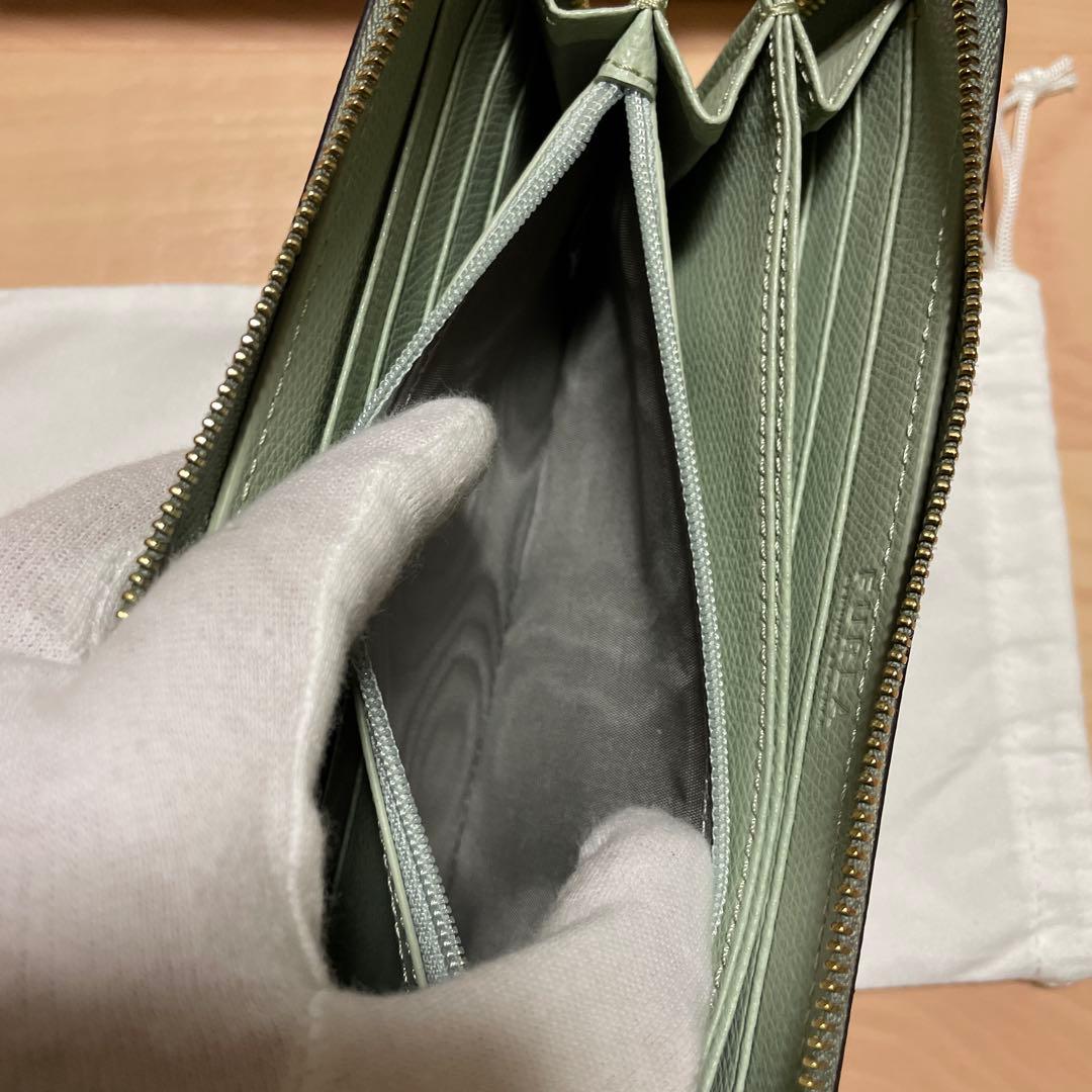 [新品未使用] FURLA カメリア XL ラウンドファスナー長財布