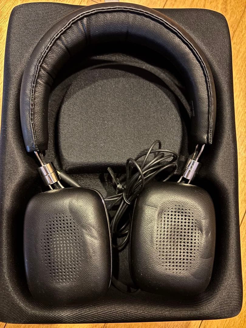 Bowers ＆Wilkins P5 Mobile Hi-Fi ヘッドホン