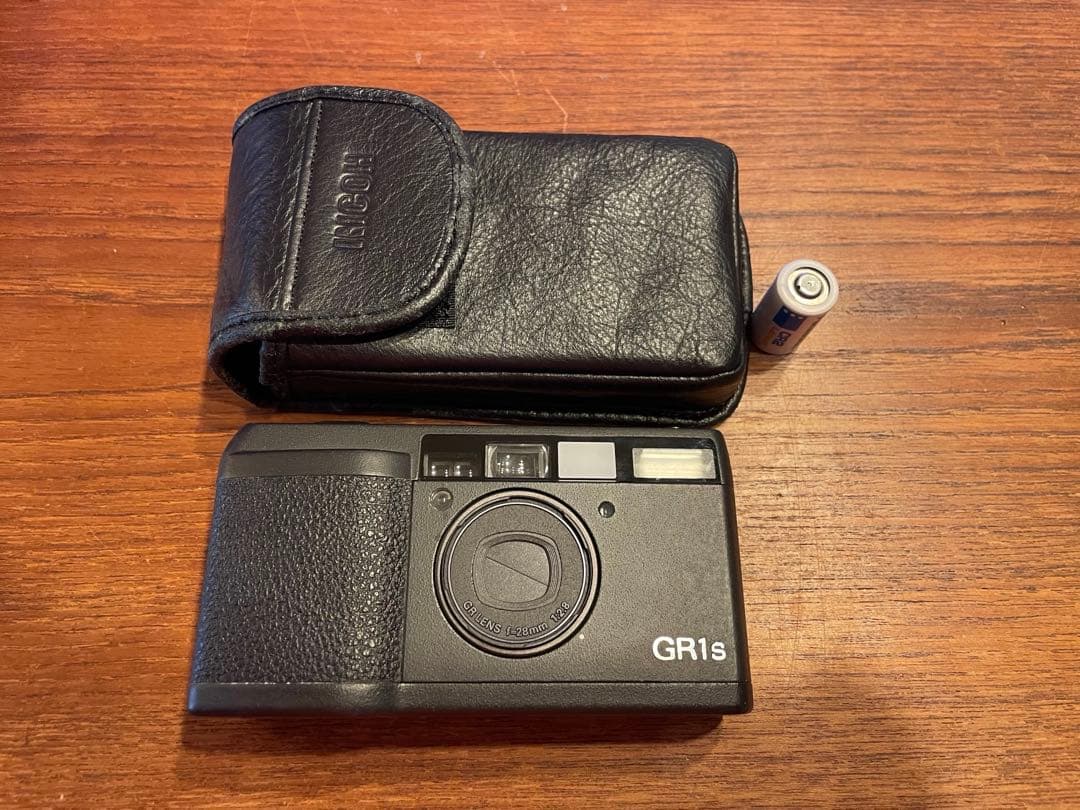 リコー GR1s ブラック　フード、皮ケース付き