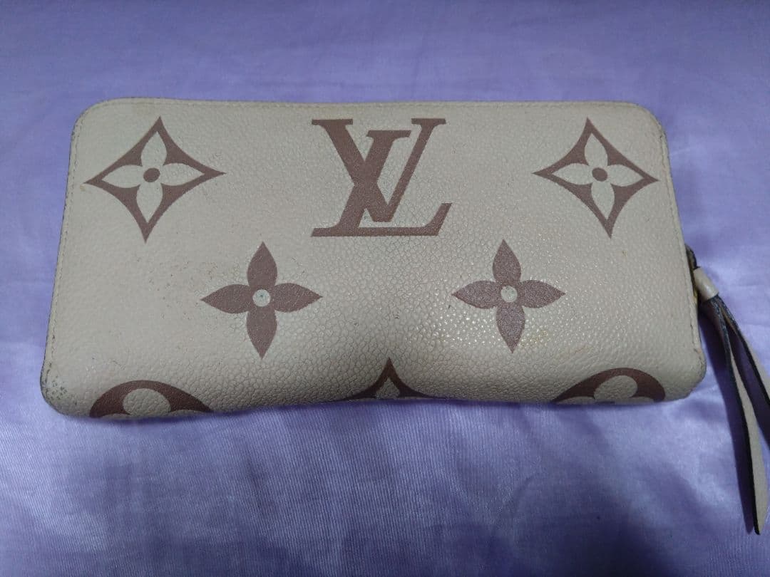 Louis Vuitton アイボリー モノグラム 長財布