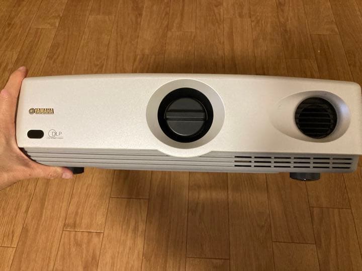 ヤマハ デジタルシネマプロジェクター DPX-1