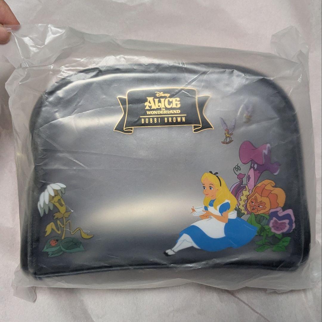 【新品・未開封】ボビイブラウン アリス アイシャドウ、ポーチ ギフト セット