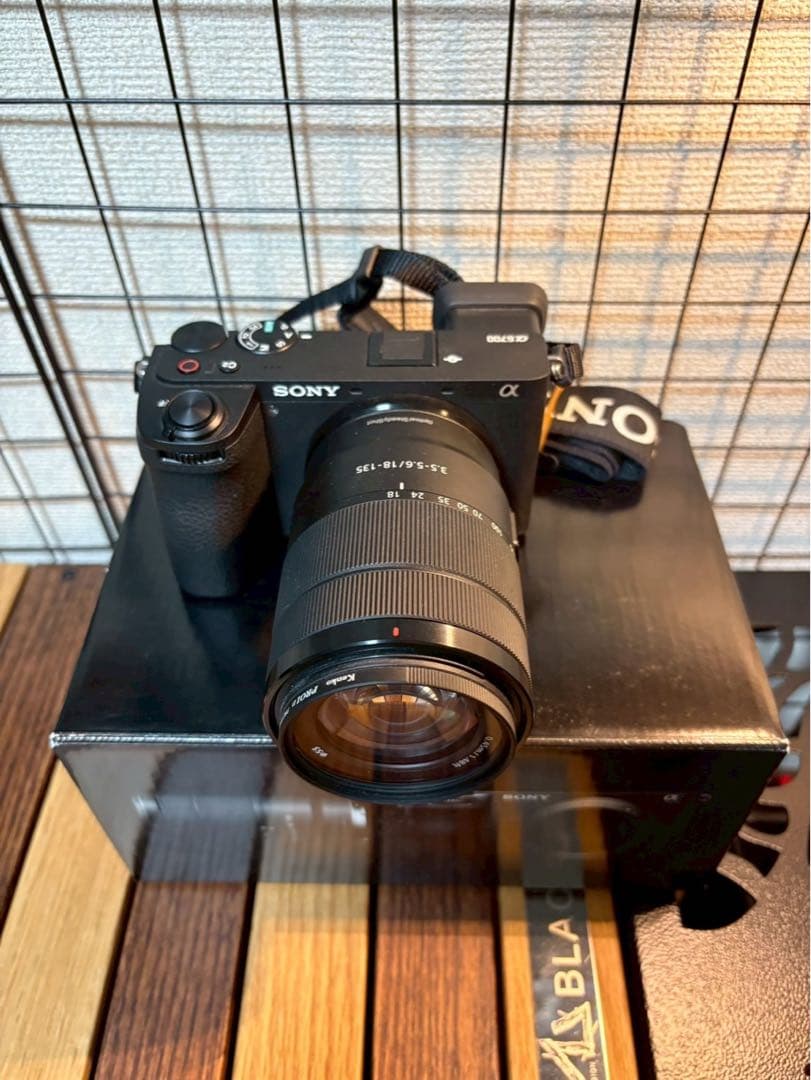SONY α6700高倍速ズームレンズキット 付属品完備 ILCE-6700