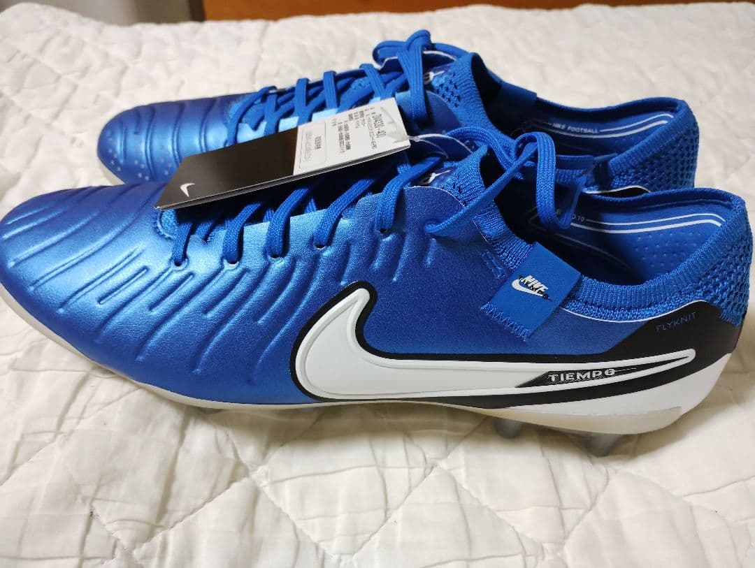 ティエンポレジェンド10 エリート AG PRO　２７．５センチ