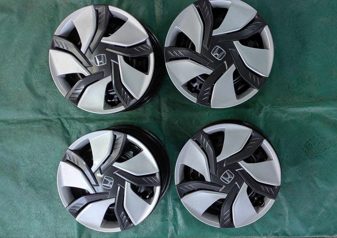 ホンダ 15インチ ホイールセット 4枚　バルブ新品交換済み。