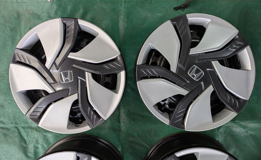 ホンダ 15インチ ホイールセット 4枚　バルブ新品交換済み。