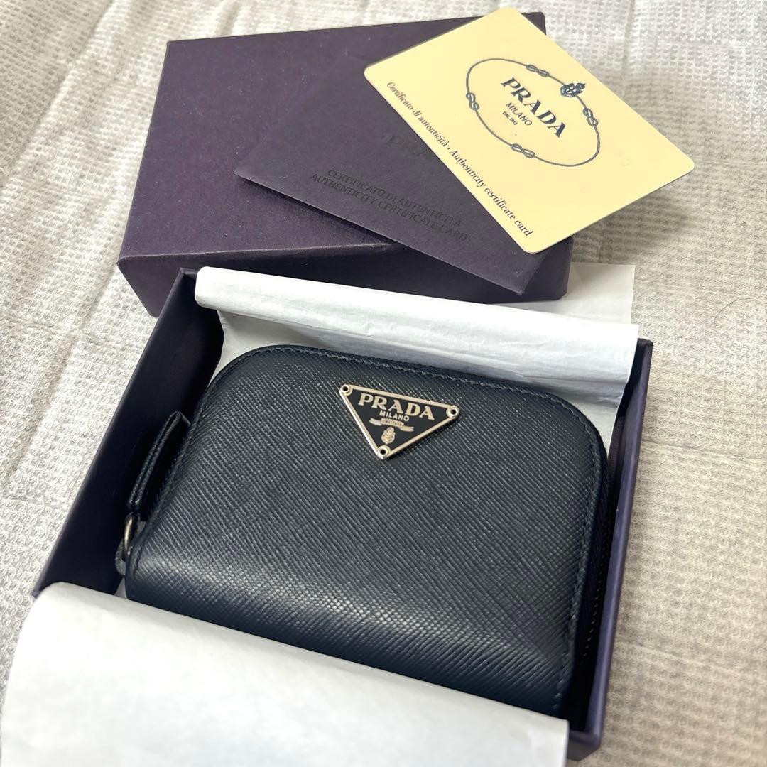 PRADA ケース　サフィアーノレザー　財布　コンパクトサイズ　ネイビー