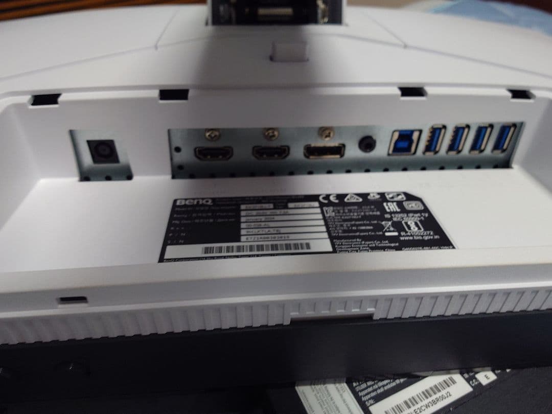 BenQ EX2710U 27インチ 4K モニター