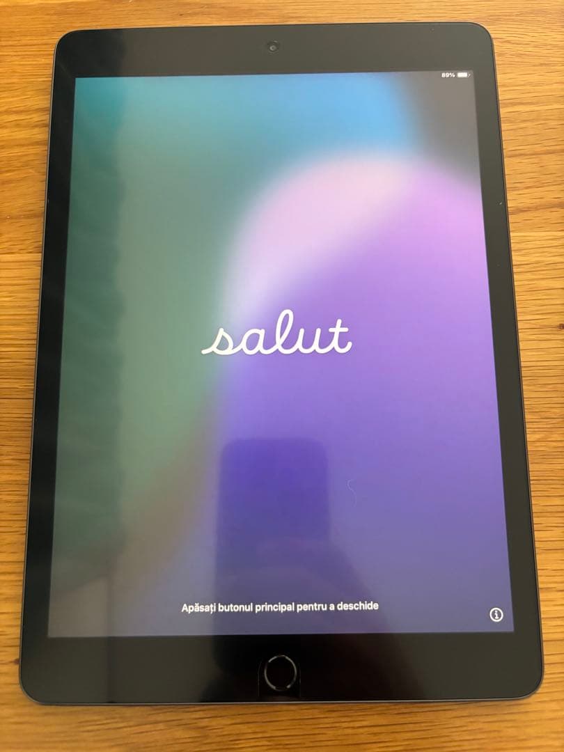 Apple iPad (第7世代) スペースグレー 32GB WiFiモデル