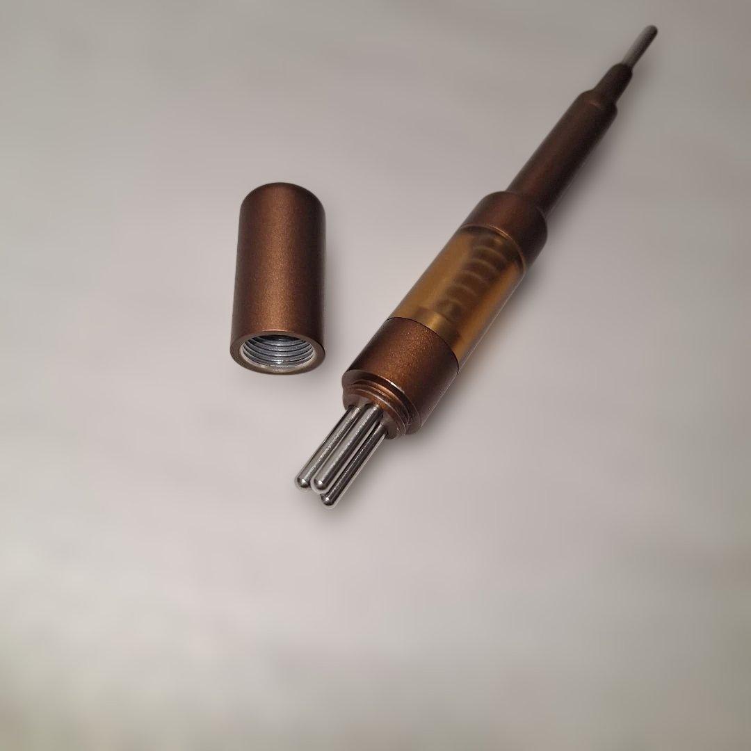 美品☆ケース付 CORE FIT フェイスポインター 小顔ケア 動作確認済