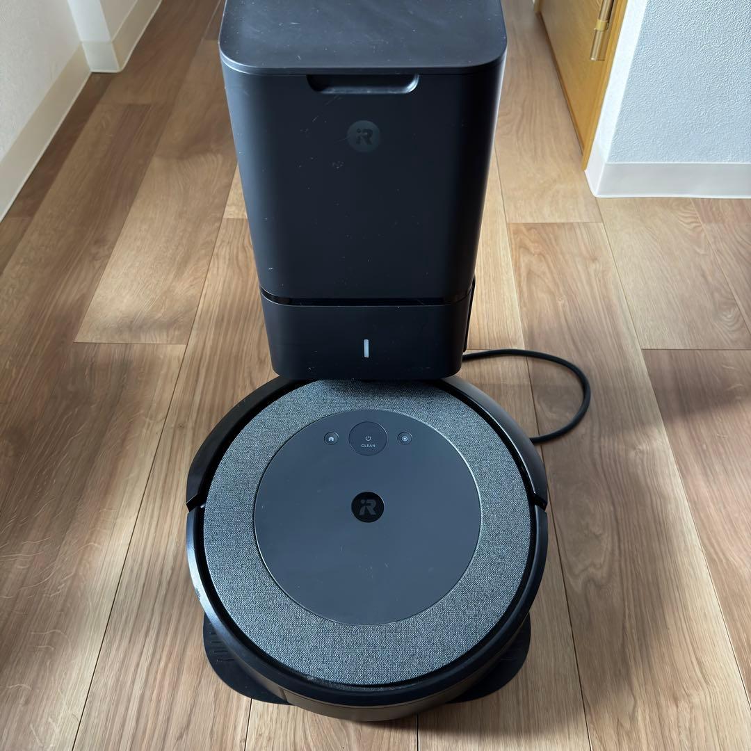 iRobot Roomba i3 本体