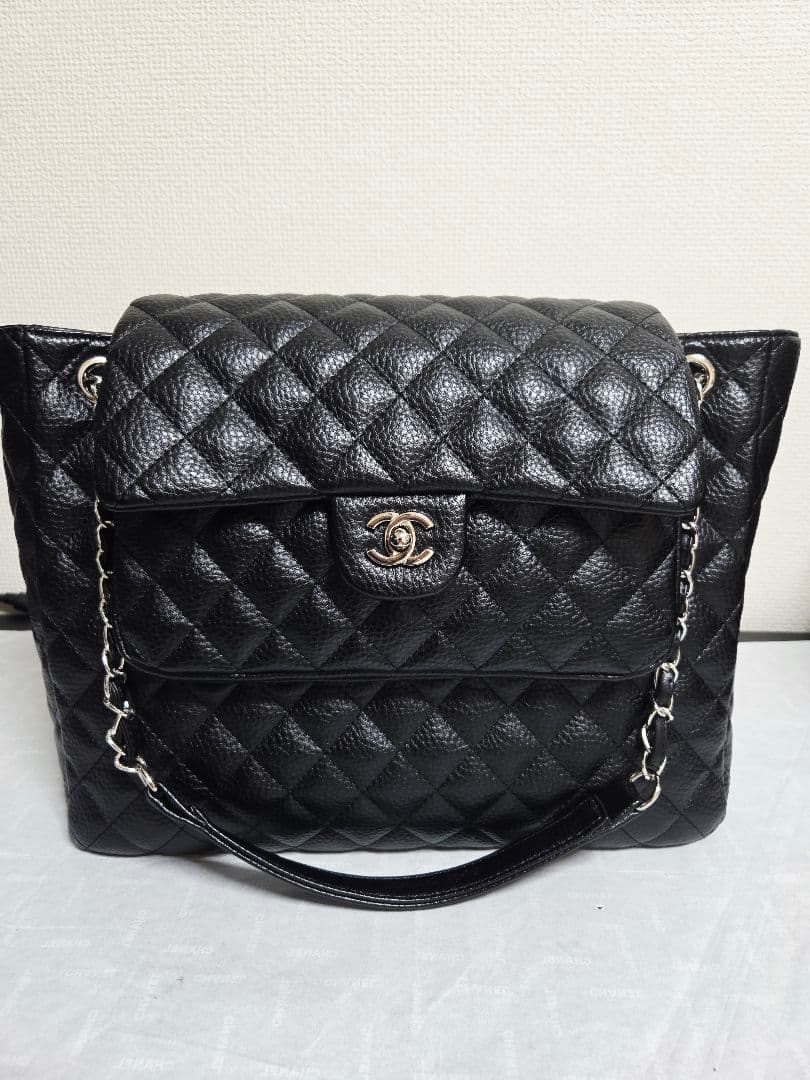 ♡ A4 ブラック レザーキルティングショルダーバッグ♡