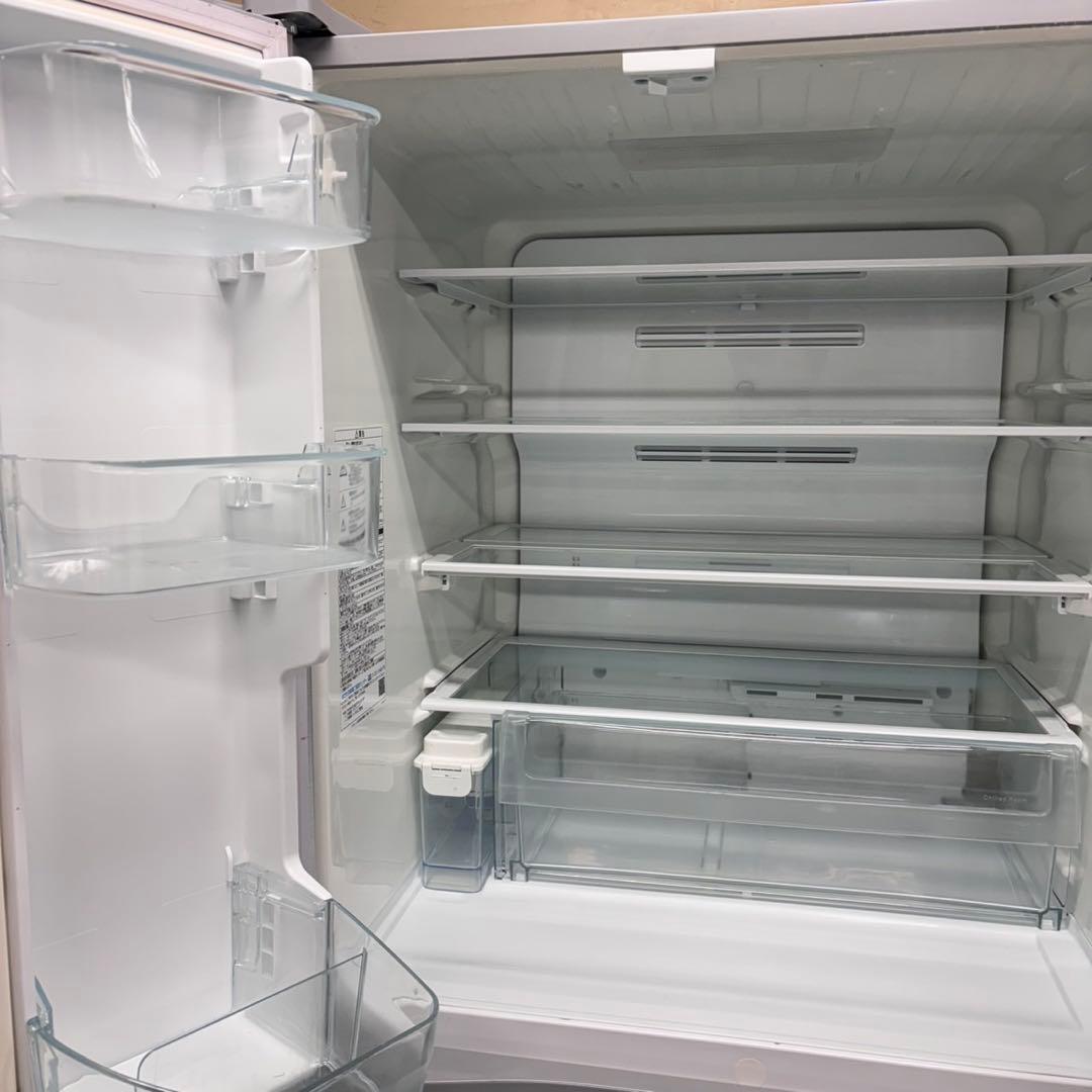 642 東芝　大型冷蔵庫　400L強　小型　家庭用　自動製氷　観音開き　シルバー