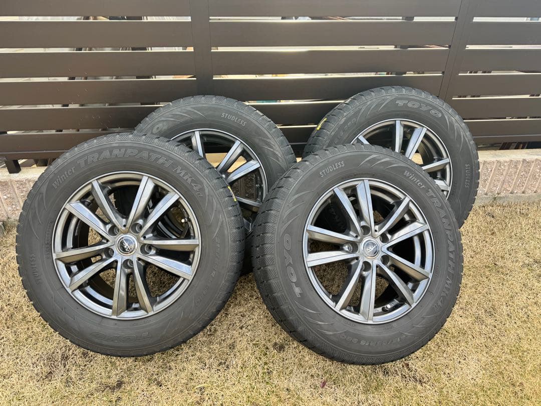 215/65R16 スタッドレス16インチ　アルファード・ヴェルファイア用