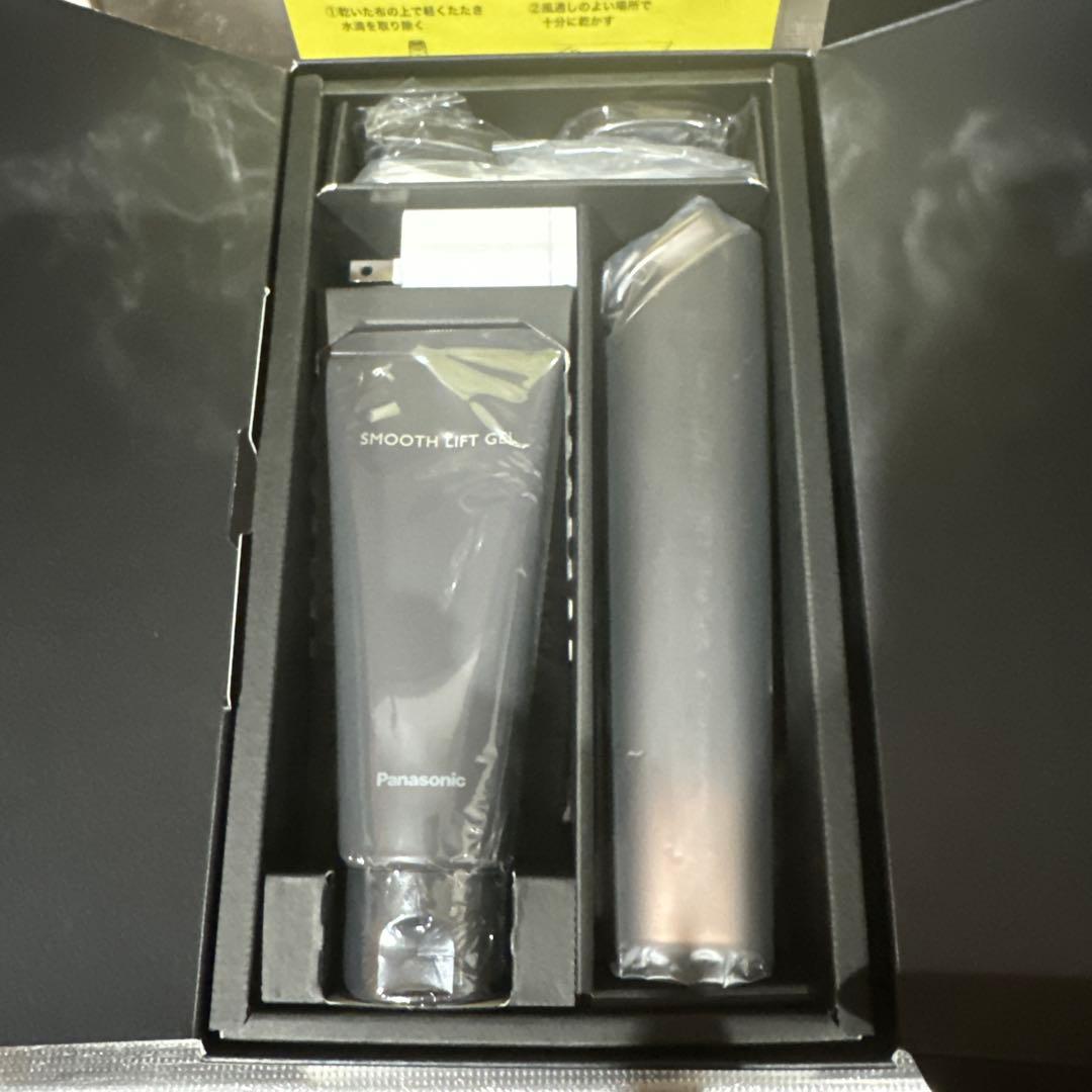 新品未使用　Panasonic VITALIFT 美顔器　EH-SR86-T