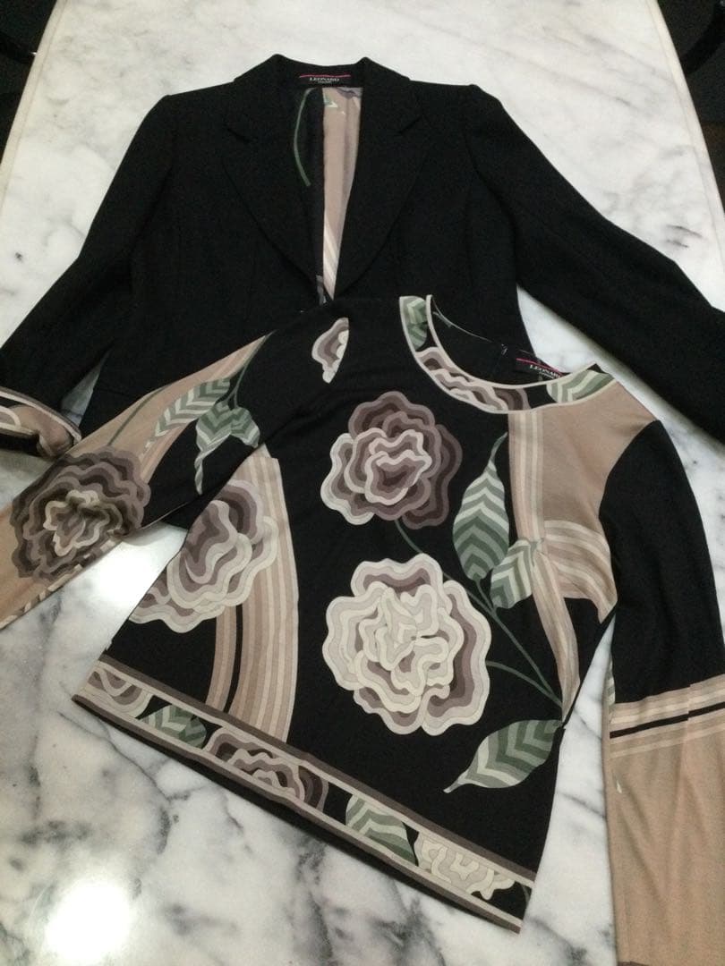 「レオナール」アンサンブル　新品未使用