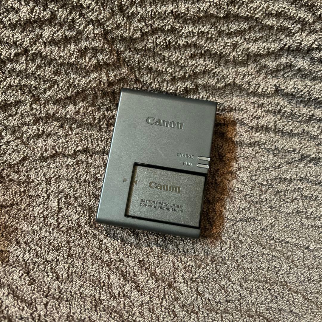 Canon EOS Kiss X10i ボディ