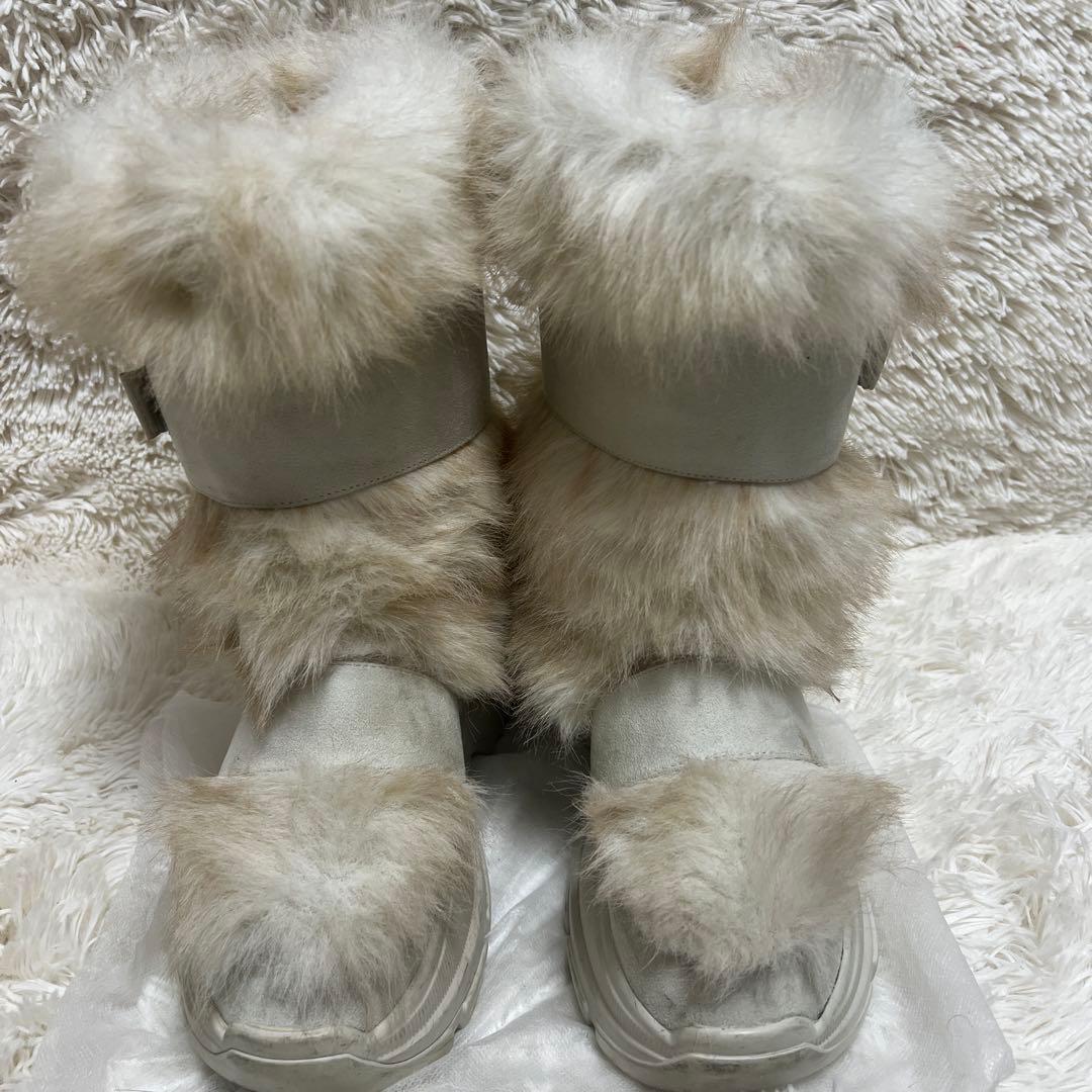 人気✨YELLO ファーブーツ 厚底　ファー　ムートン　厚底ブーツ　M