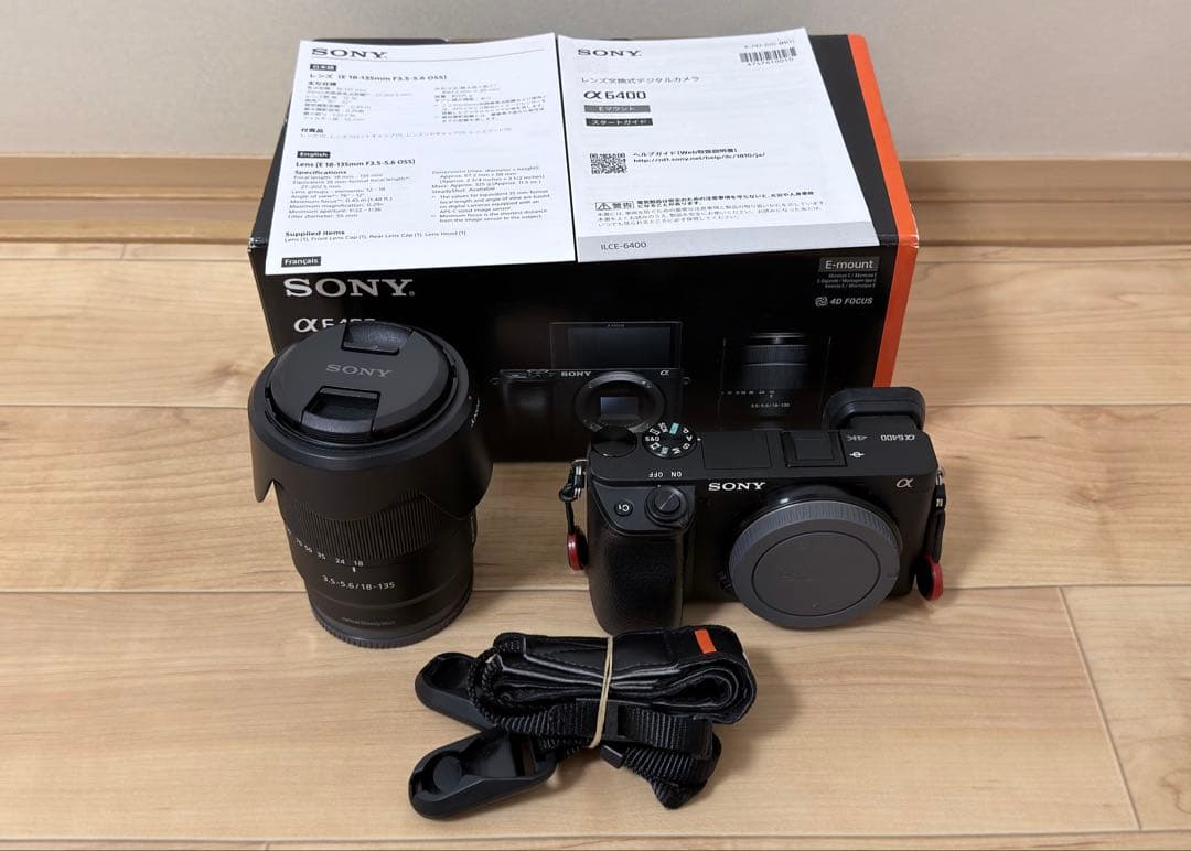 【美品】SONY α6400 + 18-135mmレンズキット箱・説明書あり