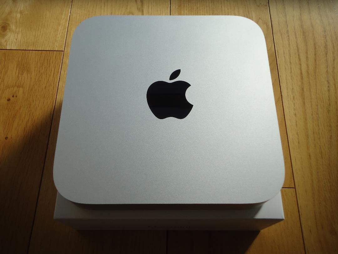 【美品】M2 macmini メモリ16GB SSD 256GB 縦置スタンド