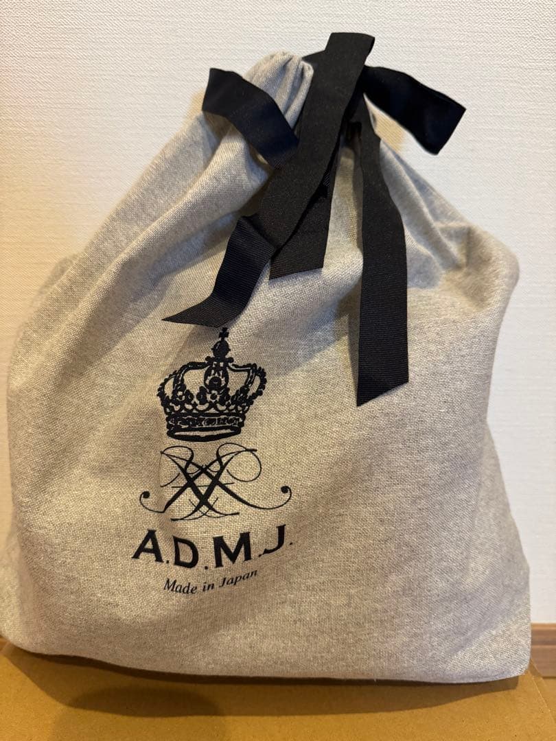 ADMJクロスボディバッグ