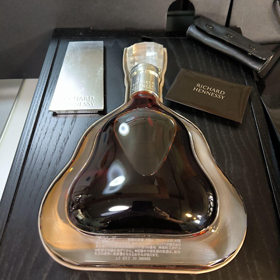 こだ 正規品のヘネシー リシャール、未開封、専用箱、外箱 、カード付き