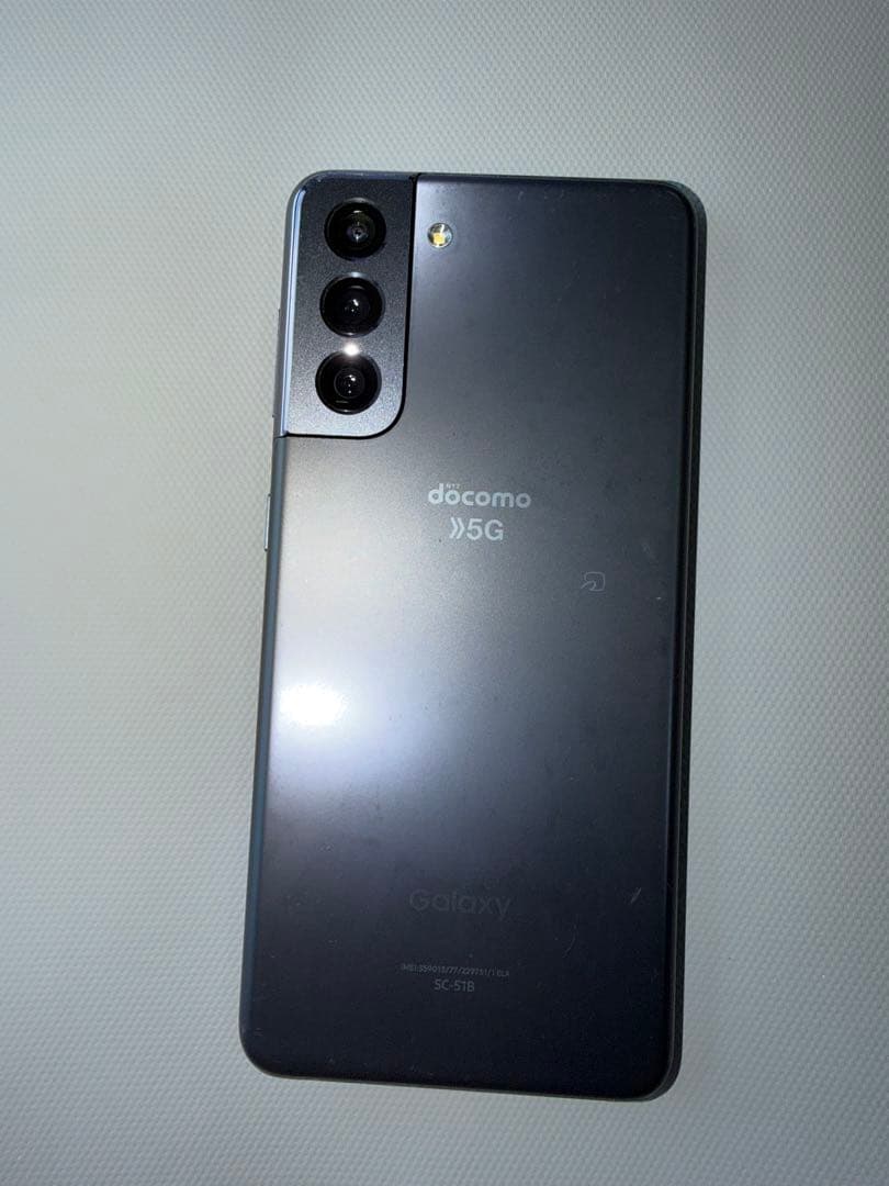 docomo Galaxy S21 5G グレー