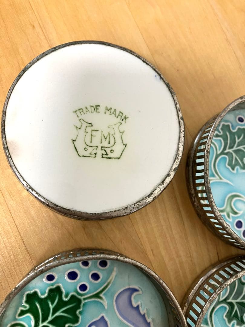 大正〜昭和初期　マジョリカタイル製ガラスコースター