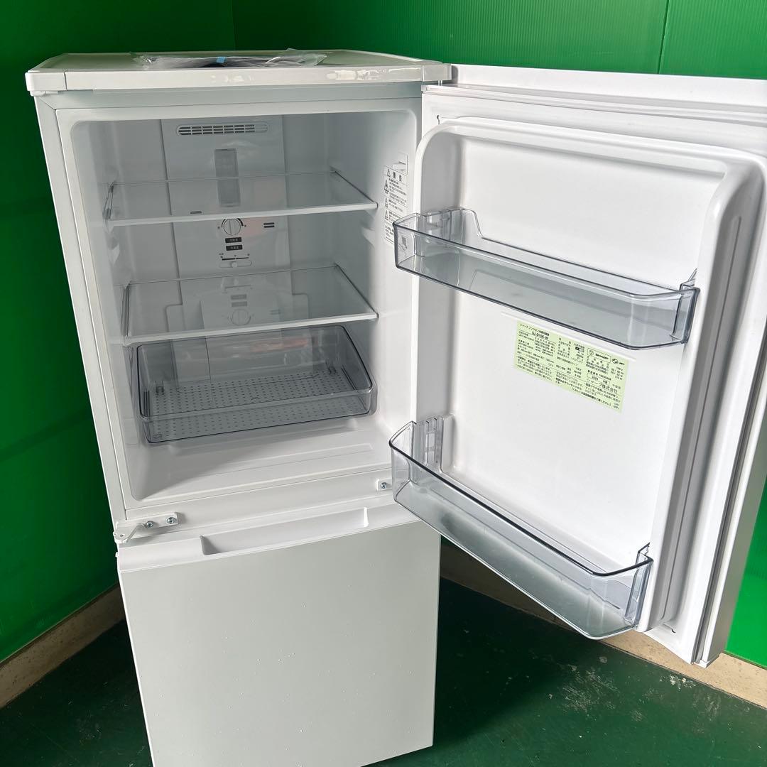 SHARP 冷蔵庫 SJ-D15K-W 2024年製