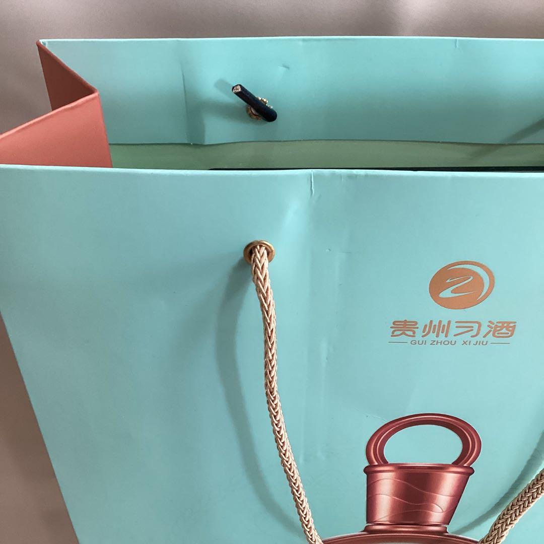 中国酒　白酒　バイチュウ　君品習酒