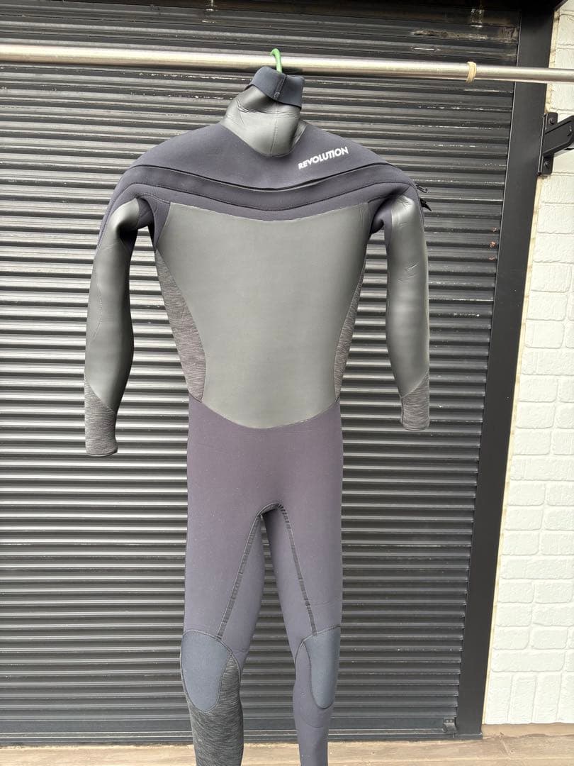 REVOLUTION レボリューション セミドライ・フルスーツ【L〜XL・美品】
