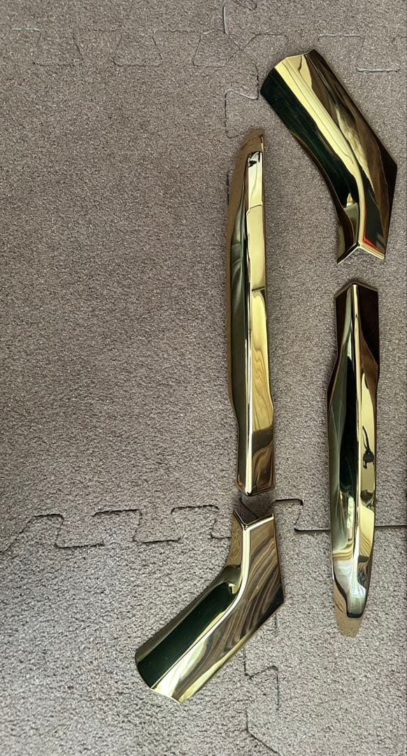 30ヴェルファイア　モデリスタ　ミラーガーニッシュ　ゴールド