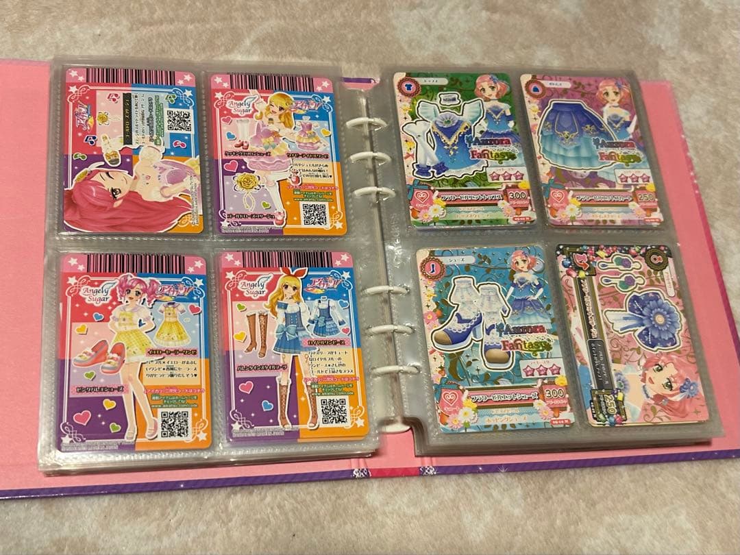 アイカツカード キュート レア ノーマル 200枚超 バインダー込 まとめ売り