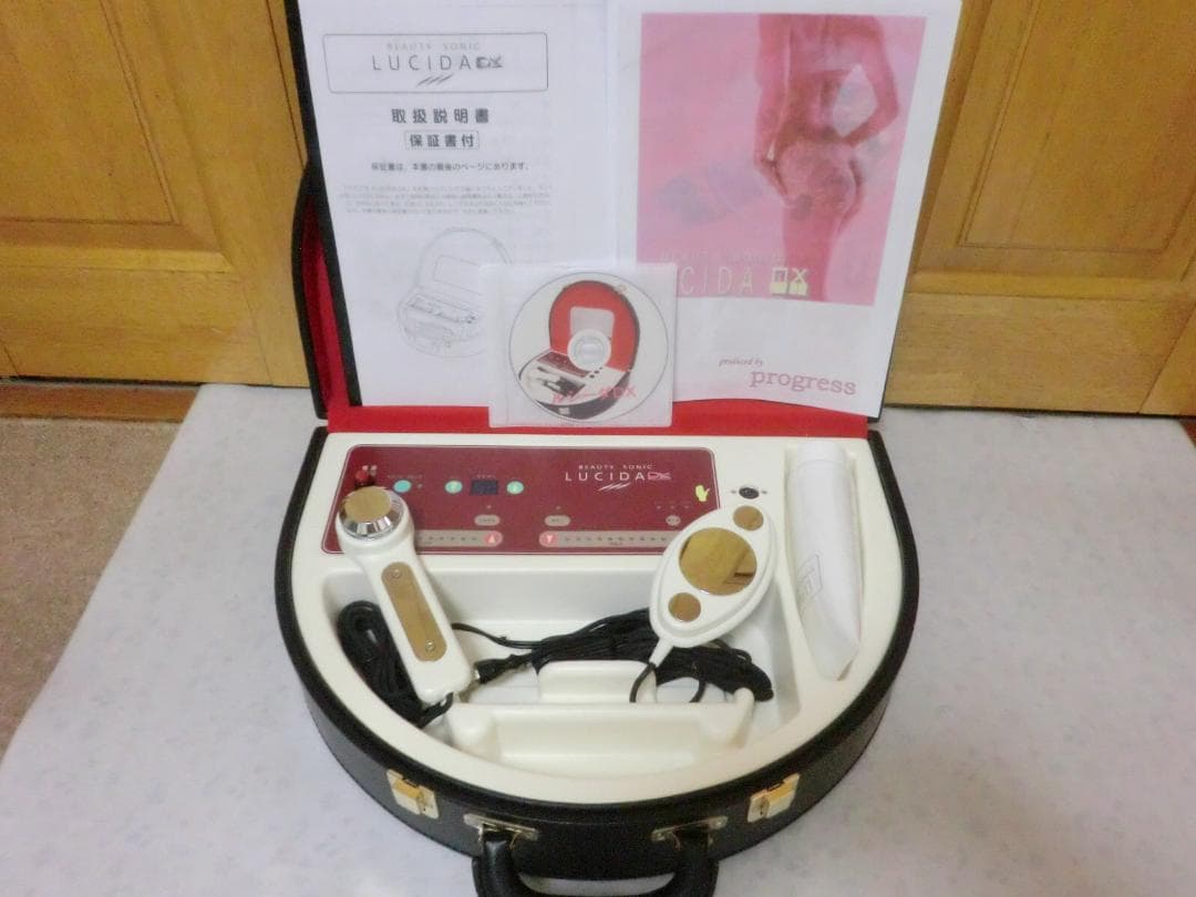 多機能美容器 ルシーダデラックス★超音波・低周波イオン導入■美肌痩身/業務