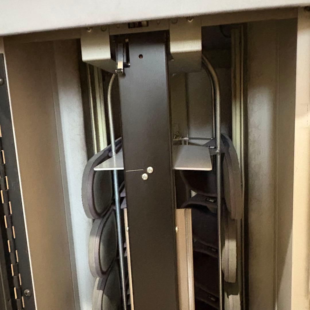 スリッパディスペンサー