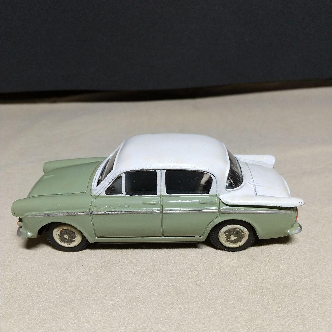 モデルペット　いすゞ　ヒルマン・ミンクス