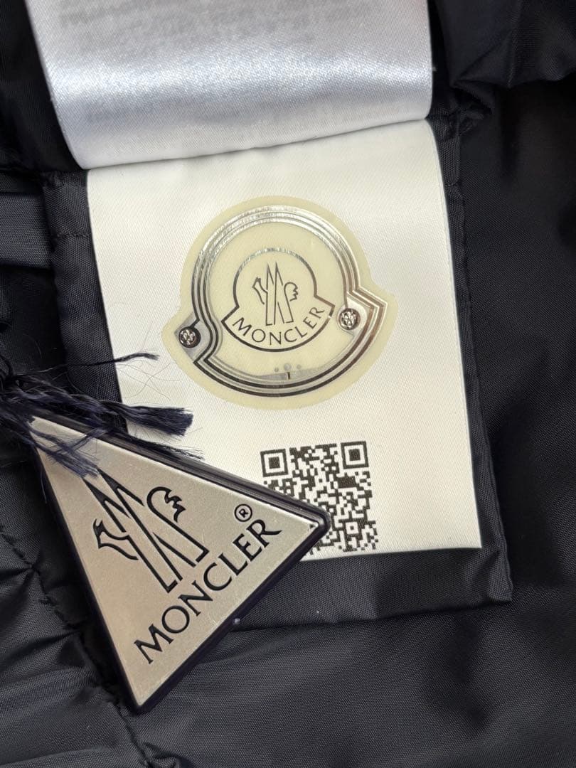 IC-A‼︎ 極美品　正規店購入　モンクレールTOPAZE サイズ1