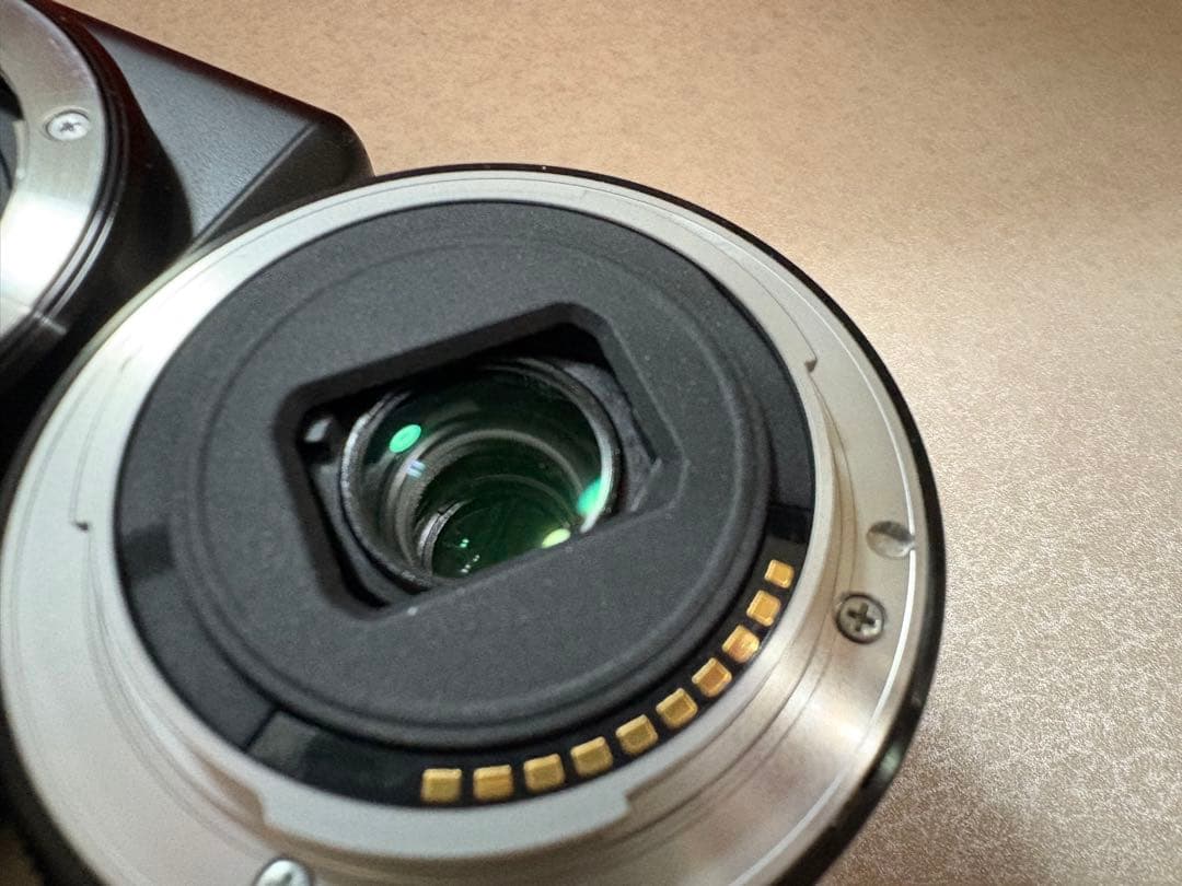 Sony vlogcam ZV-E10 ダブルズームレンズキット