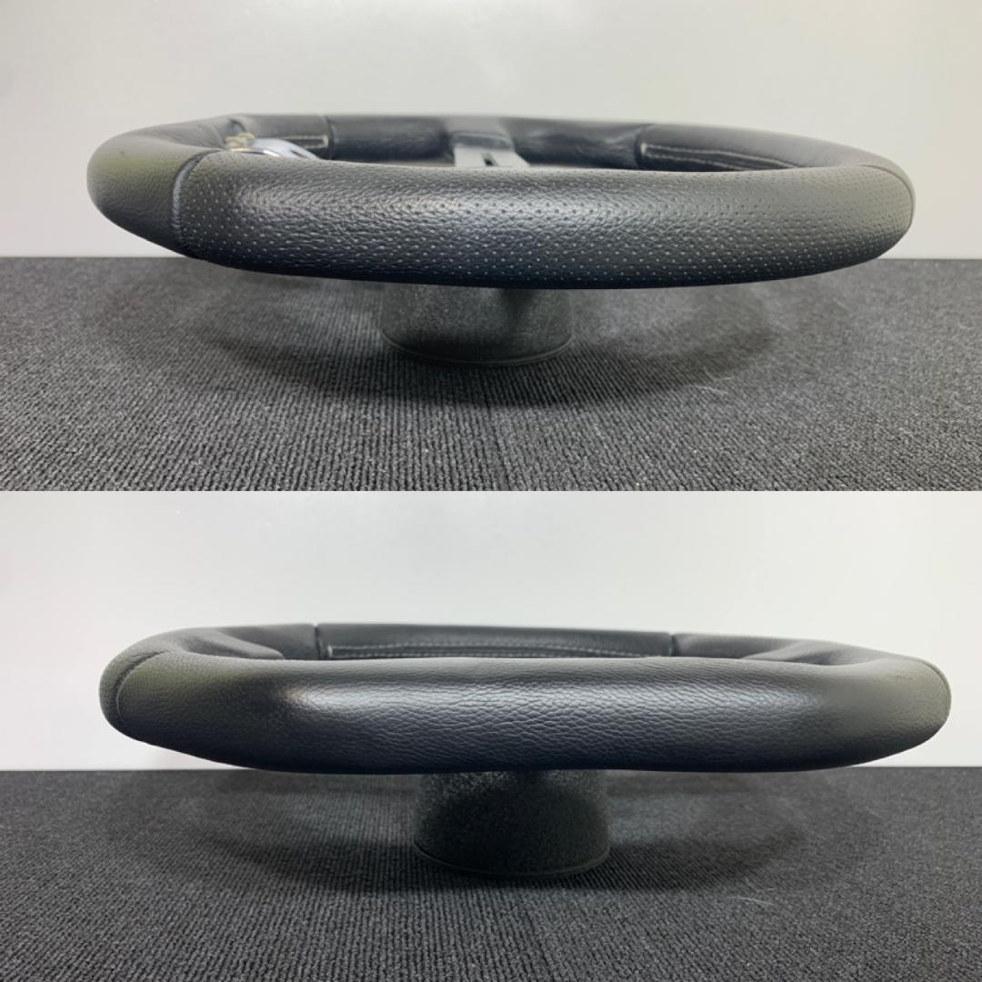 モモ トレックR ステアリング 35パイ ブラックレザー×シルバースポーク