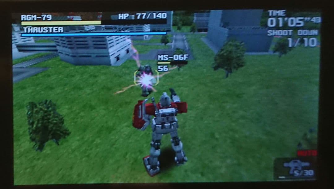 ドコモ docomo P-04B オレンジ ガラケー ゲーム ガンダム 携帯