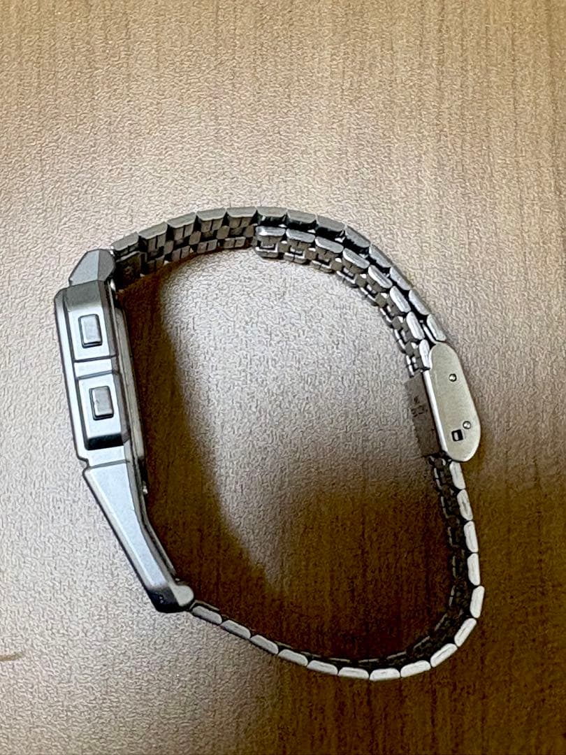 CASIO カシオ データバンクDBCー610 シルバー　電池交換済