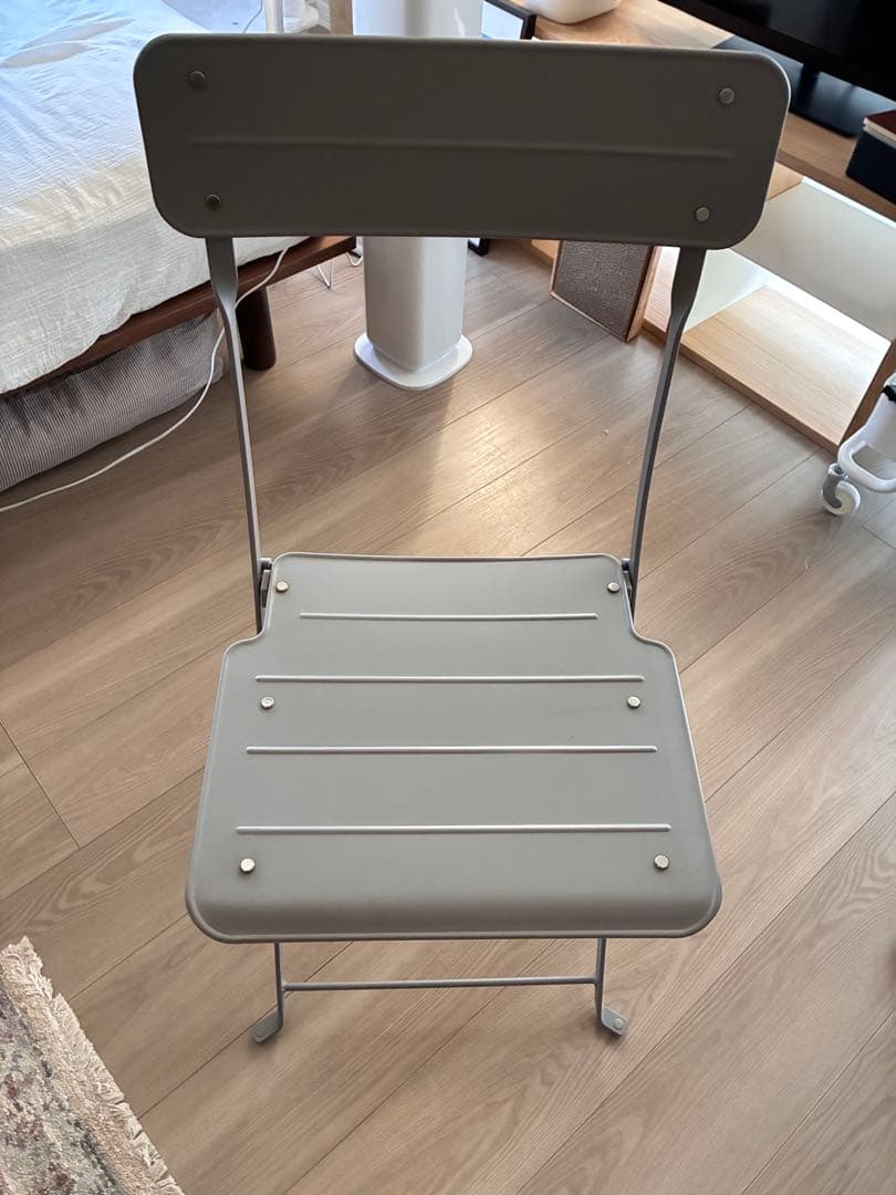 IKEA ガーデンテーブルセット 円形テーブル1台x椅子2脚