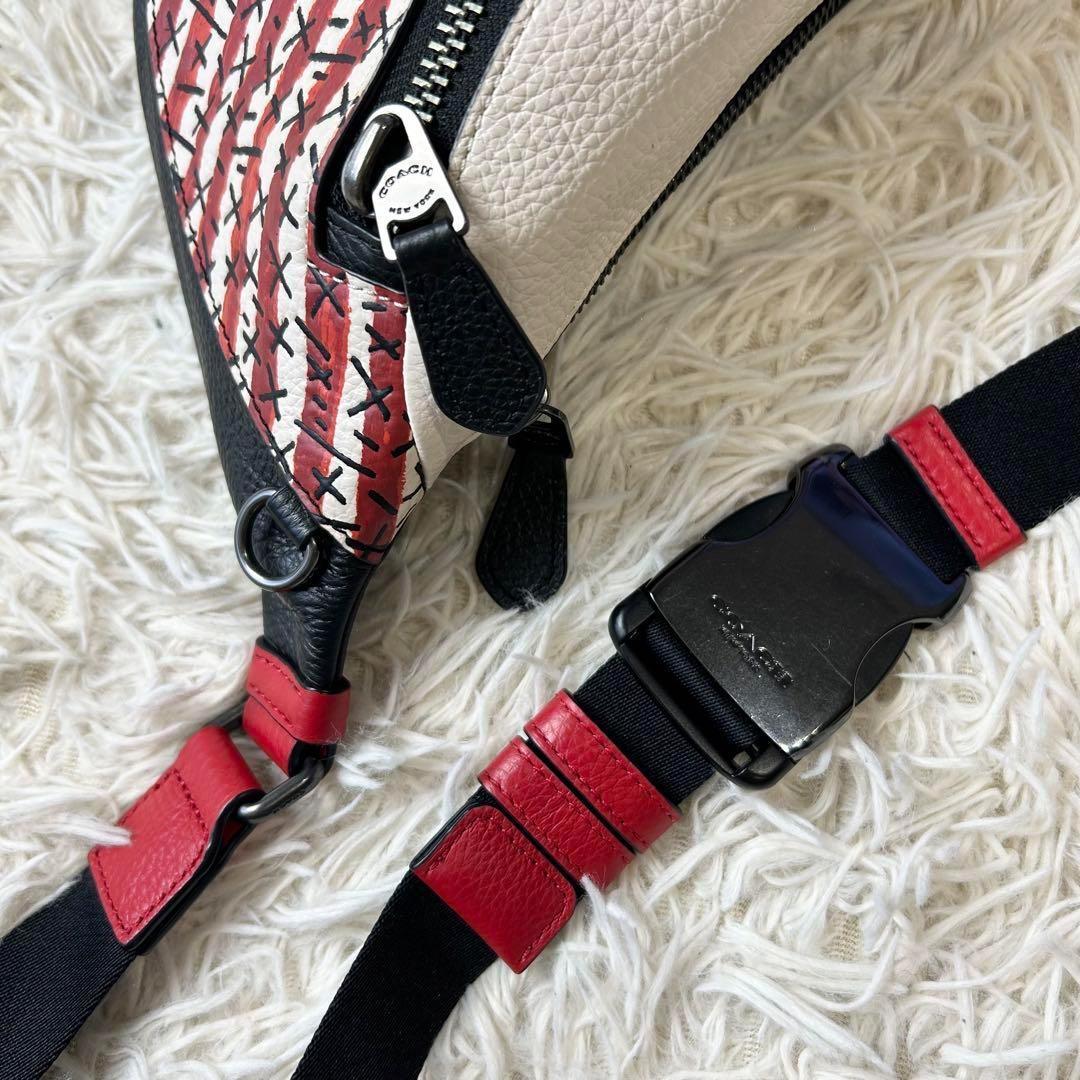 美品 コーチ ディズニー キースヘリング コラボ ウエストバッグ ボディバッグ