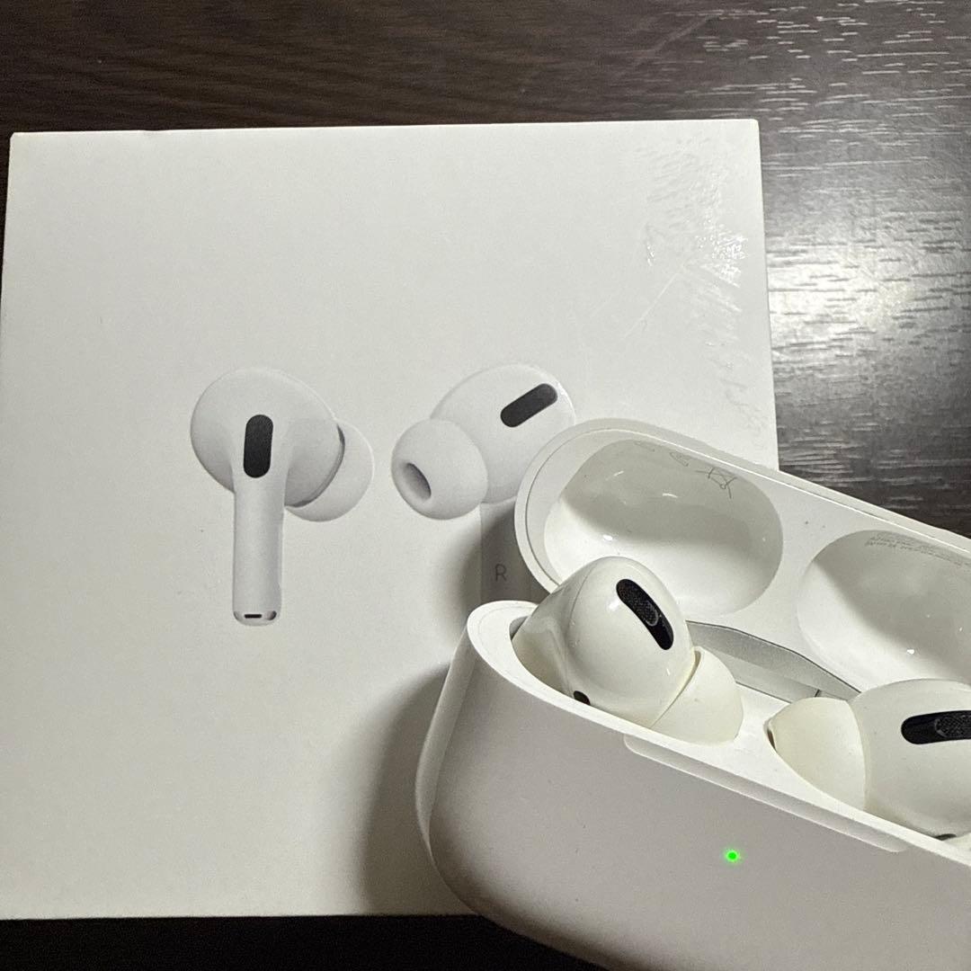 AirPods Pro ワイヤレス充電ケース付き