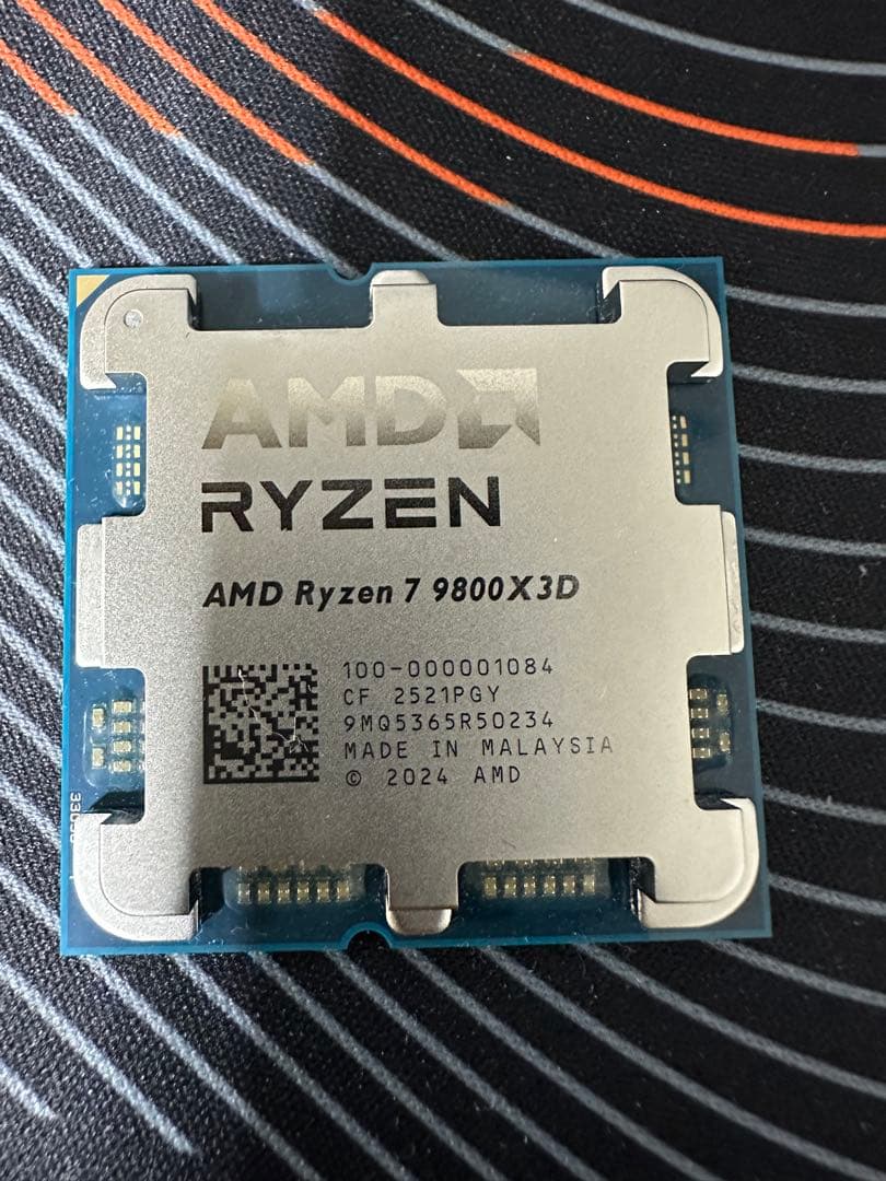 CPU AMD RYZEN 7 9800X3D