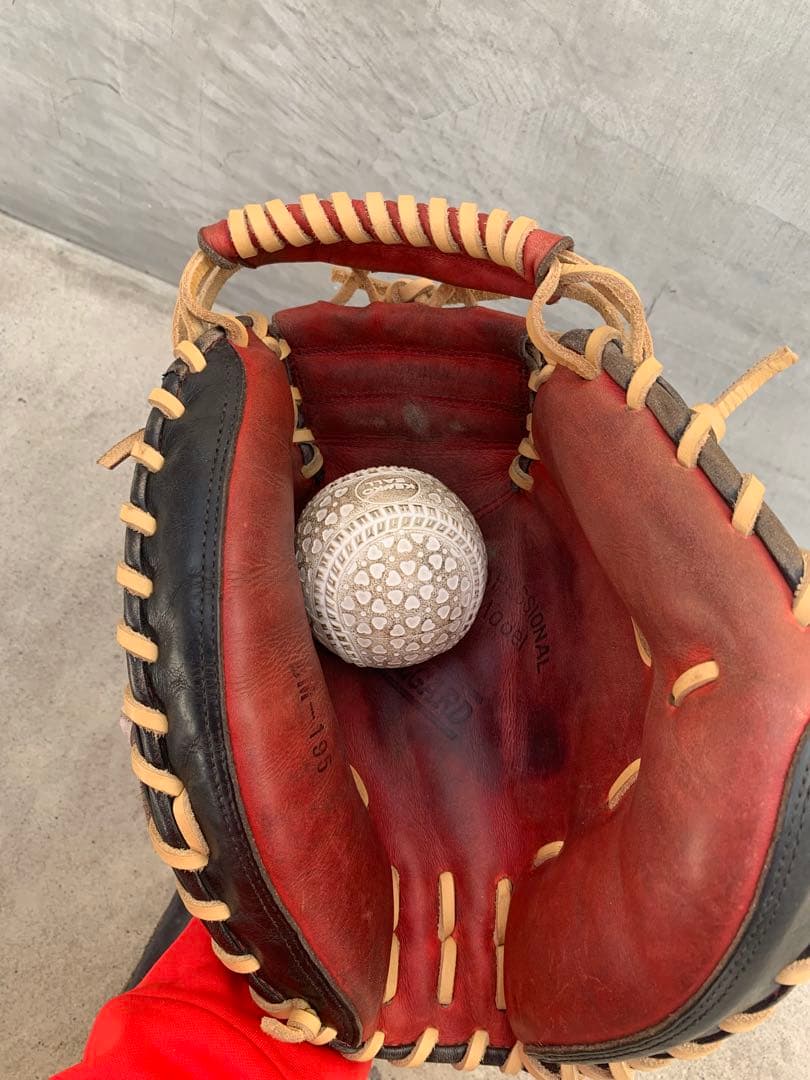 BELGARD ベルガード　軟式グローブ 日本製 赤黒　キャッチャーミット